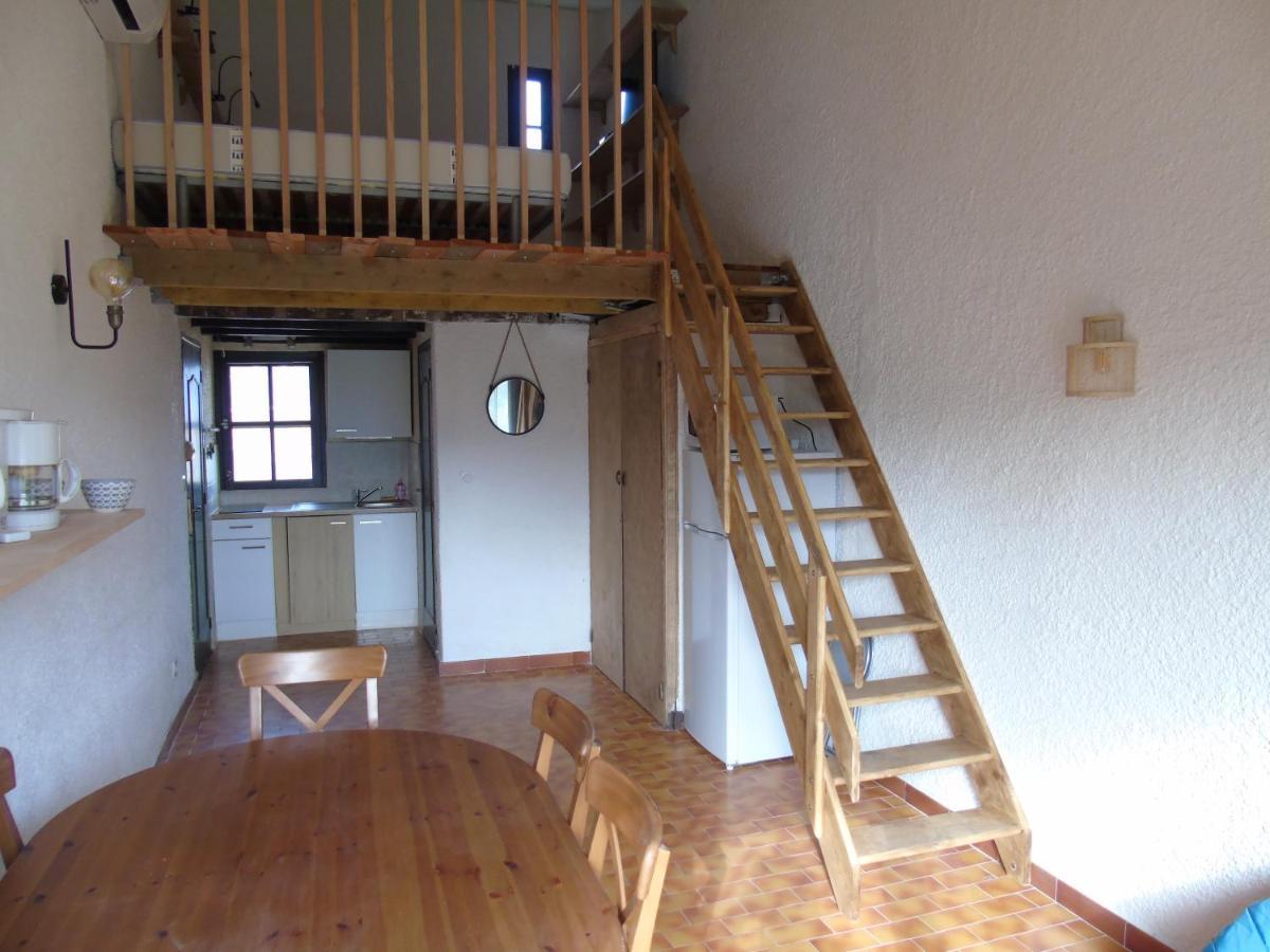 Studio Pieds Dans L'Eau Apartment กาลกาตอจจิโอ ภายนอก รูปภาพ
